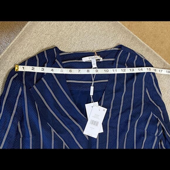 10 Crosby Derek Lam blouse sz 6. NWT. - Picture 6 of 8